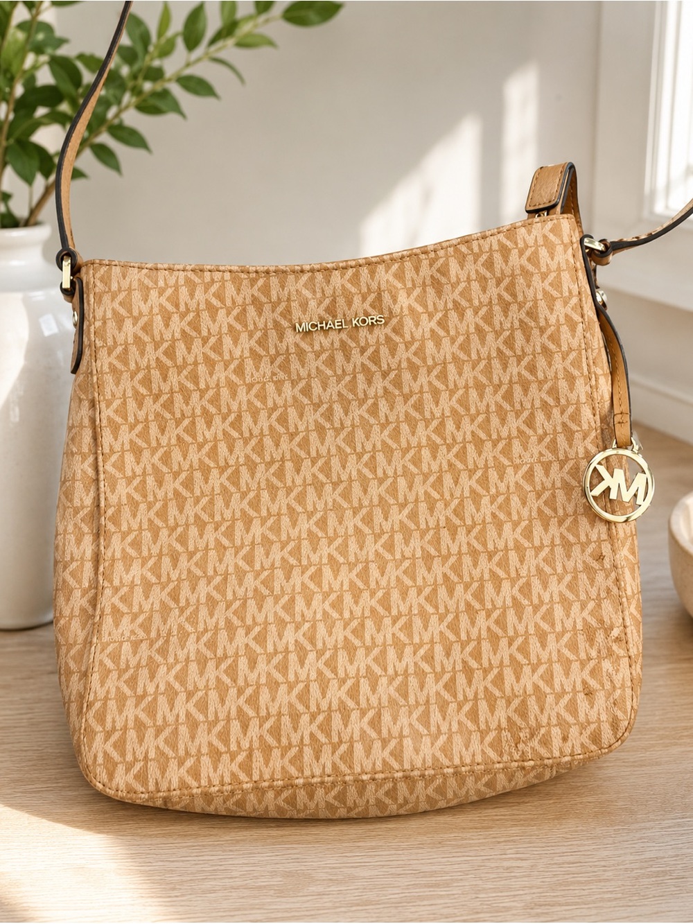 Michael Kors Signature MK Crossbody Bag 🤎✨
